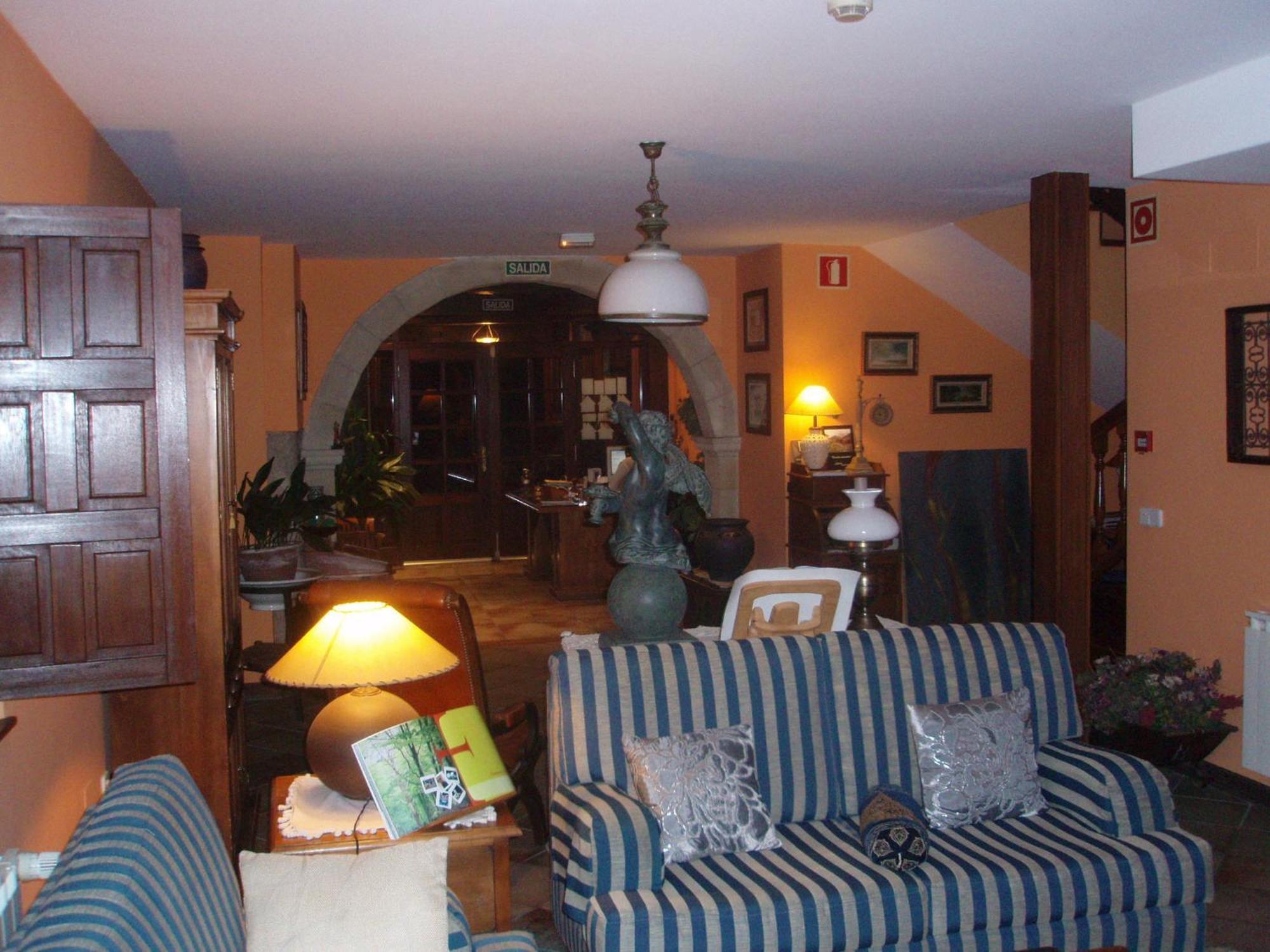 Posada De La Abadia - Adults Only Santillana del Mar Exterior photo